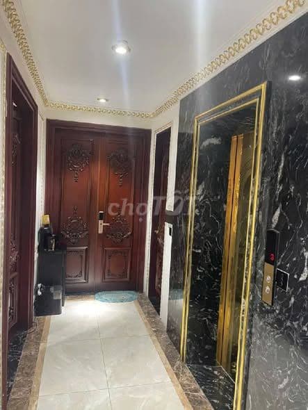 bán biệt thự góc Trung Văn thang máy 170m²