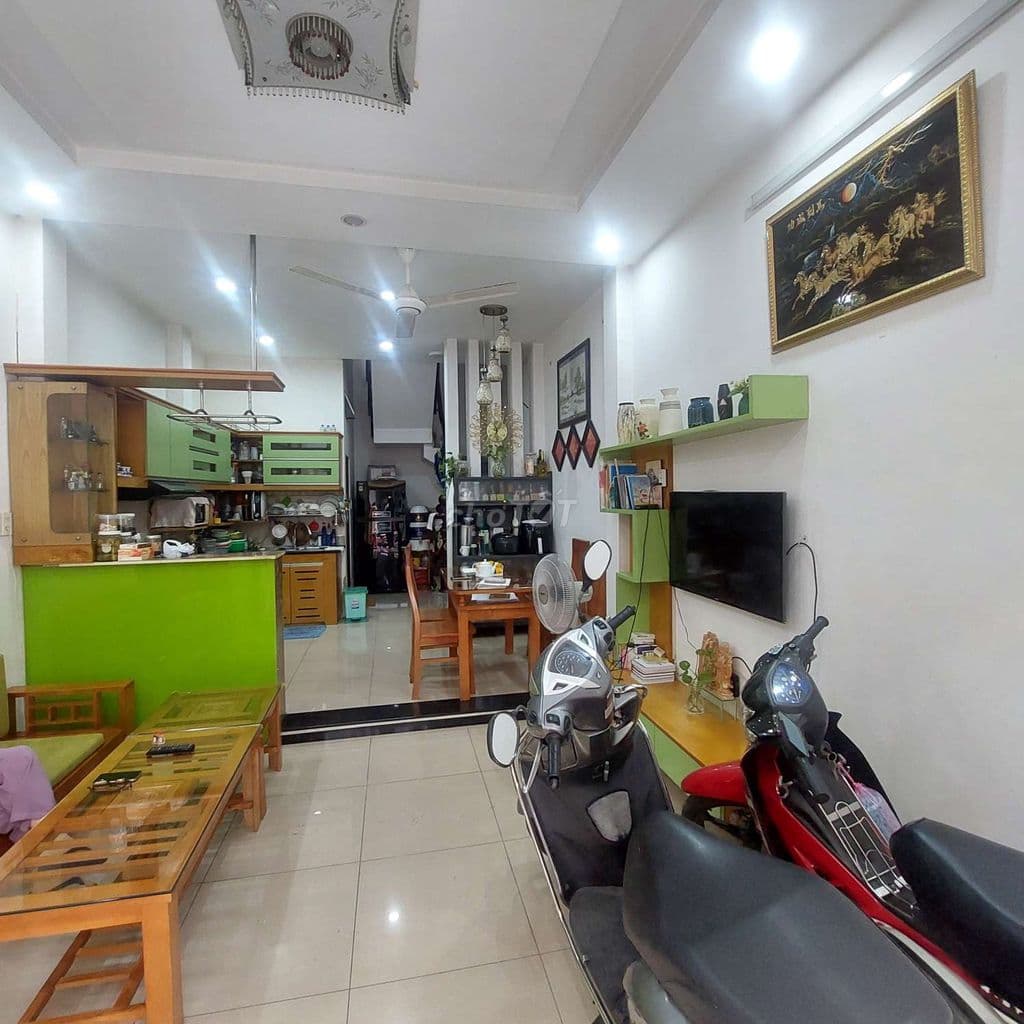 Nhà 4 tầng ,sổ hoàn công đủ ,hẻm otô vivu chợ Phạm Đăng Giảng - Ảnh 2