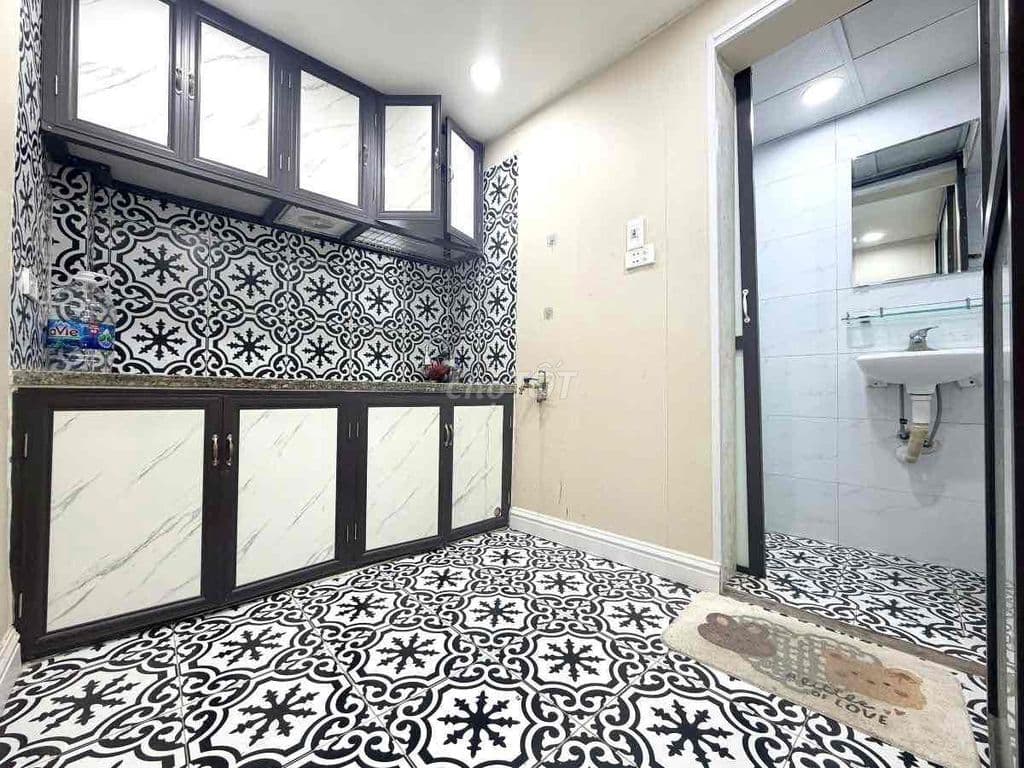 TT Thái Thịnh, tầng 1, ô tô đỗ, ngõ thông, 2 thoáng, sân riêng, KD tốt - Ảnh 3