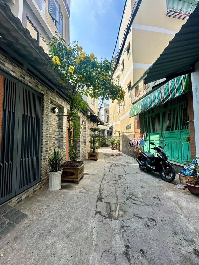 Bán nhà 4,5x12m 2 tầng, 4,5 tỷ, ở Huỳnh Văn Gấm Q.Tân Phú, - Ảnh 2