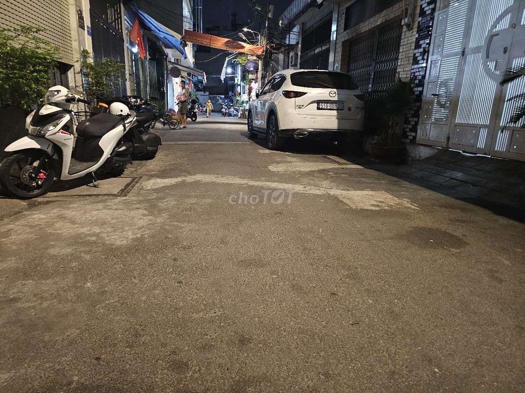 Bán Nhà Đường Tân Kỳ Tân Quý - 65m2 - Hẻm Xe Hơi , Q. Tân Phú