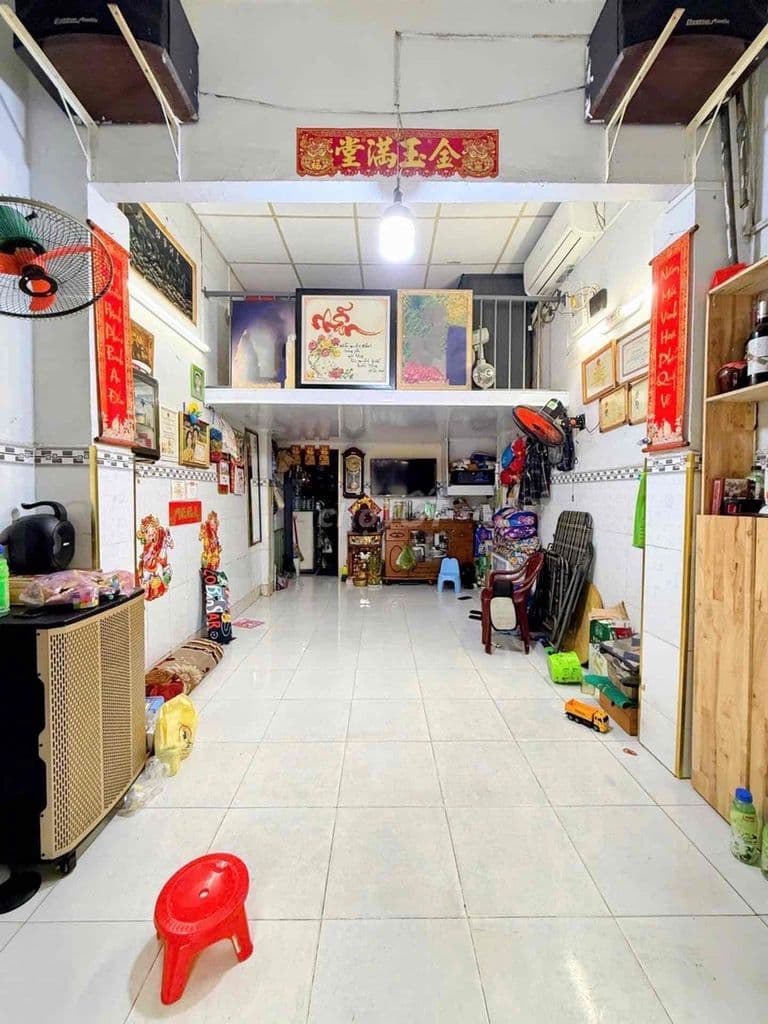 Hot, Bán gấp Nhà riêng Chiến Lược BTân, 32m2, 3 tầng, hẻm xe hơi, 2ty7 - Ảnh 2