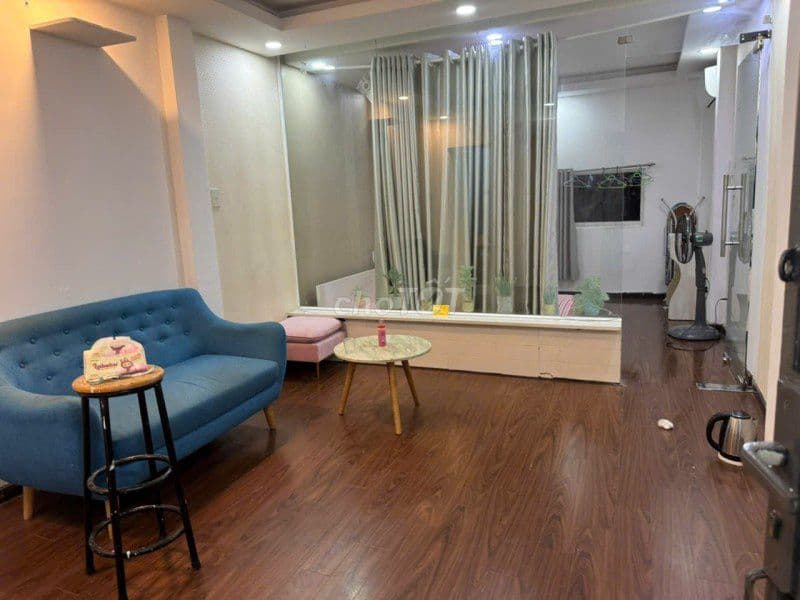 GIẢM TIẾP 200tr CC MẶT TIỀN CỐNG QUỲNH - SÁT BỆNH VIỆN TỪ DŨ - 34M2 .