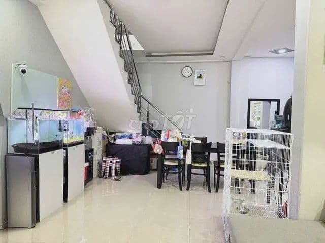 NGAY CHỢ PHẠM VĂN BẠCH 44 M2 3 tỷ HƠN 3 PHÒNG CẠNH HẺM OTO - Ảnh 3