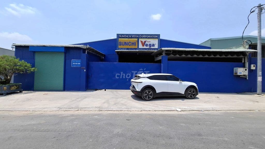 Bán nhà xưởng 20x45, xây full, mặt tiền Nguyễn Thị Ly, gần ngã 3 Giồng