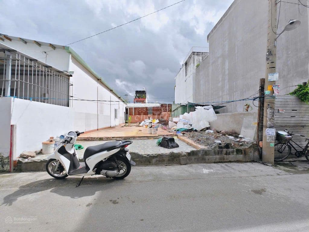 BÁN LÔ ĐẤT ĐẸP GẦN XA LỘ HÀ NỘI 172.6M2(7.2 m nở hậu 9.98m)OTO RA VÀO