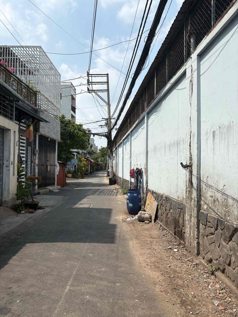 Gấp bán nhà Tân Kỳ Tân Quý giảm sâu 100triệu