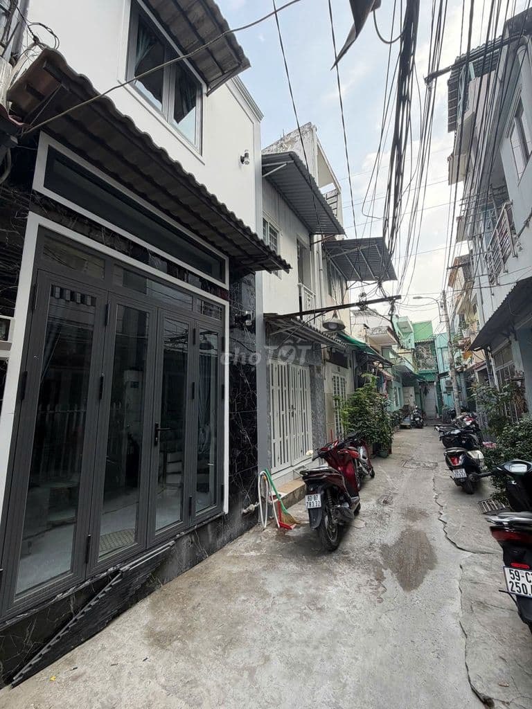 🏡 NHÀ ĐẸP QUẬN 7 – 3PN 3,4x8m công nhận đủ – HẺM 4M – SHR.