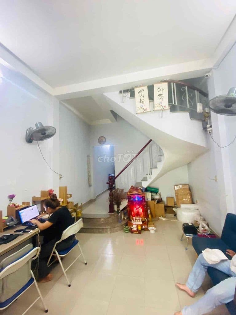 🔥 Nhà Phạm Văn Chiêu 38m² - 2 Tầng - 2PN - Chỉ 3.8 Tỷ - Ảnh 3
