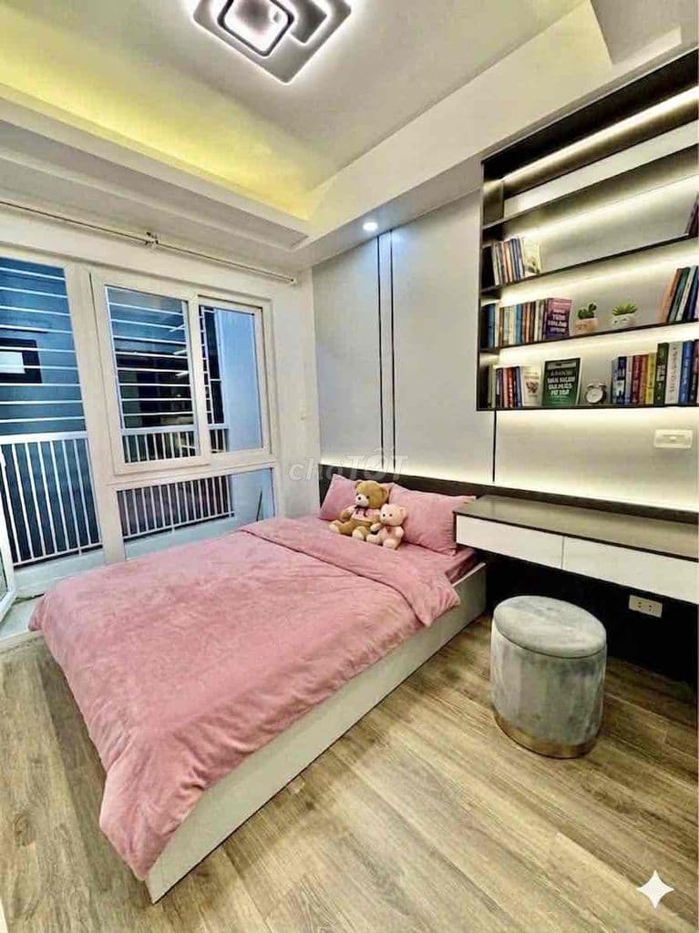 Nhỉnh 2 Tỷ căn hộ 2 ngủ 1 khách Đường Láng - Ảnh 2