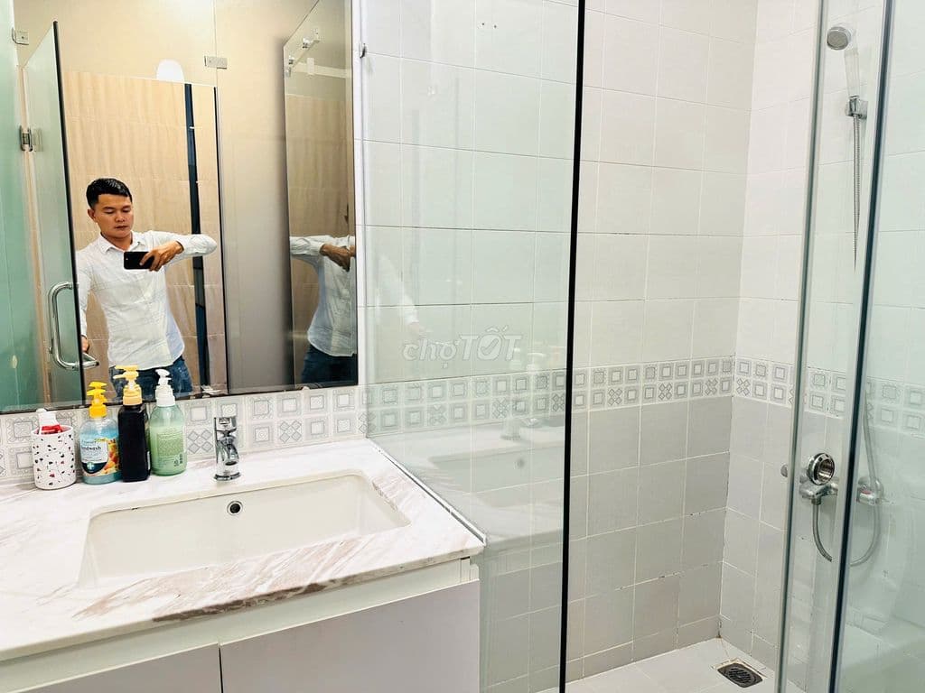 NHÀ HXH TRẦN HƯNG ĐẠO-5 TẦNG ĐẸP-DOANH THU 110 TRIỆU/THÁNG-GIÁ:19,7 TỶ - Ảnh 2