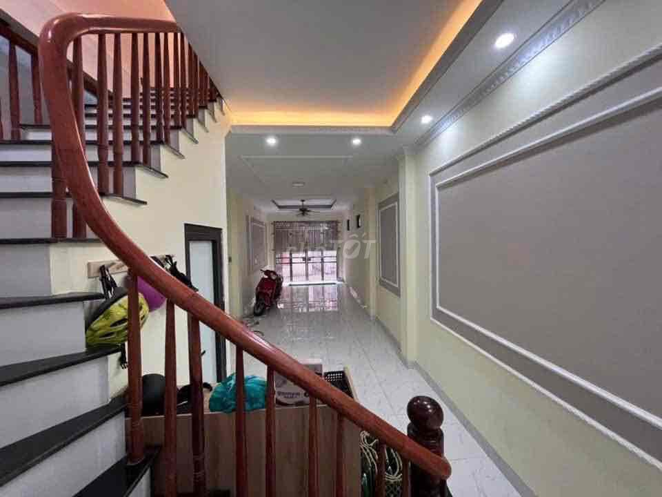 Bán nhà Giáp Nhị lô góc xây độc lập mặt ngõ ô tô qua Kinh thoái mái - Ảnh 2