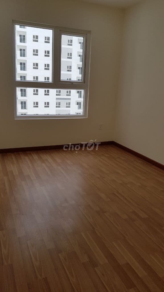 Bán căn 2 phòng ngủ Lô C view hồ bơi - Ảnh 3