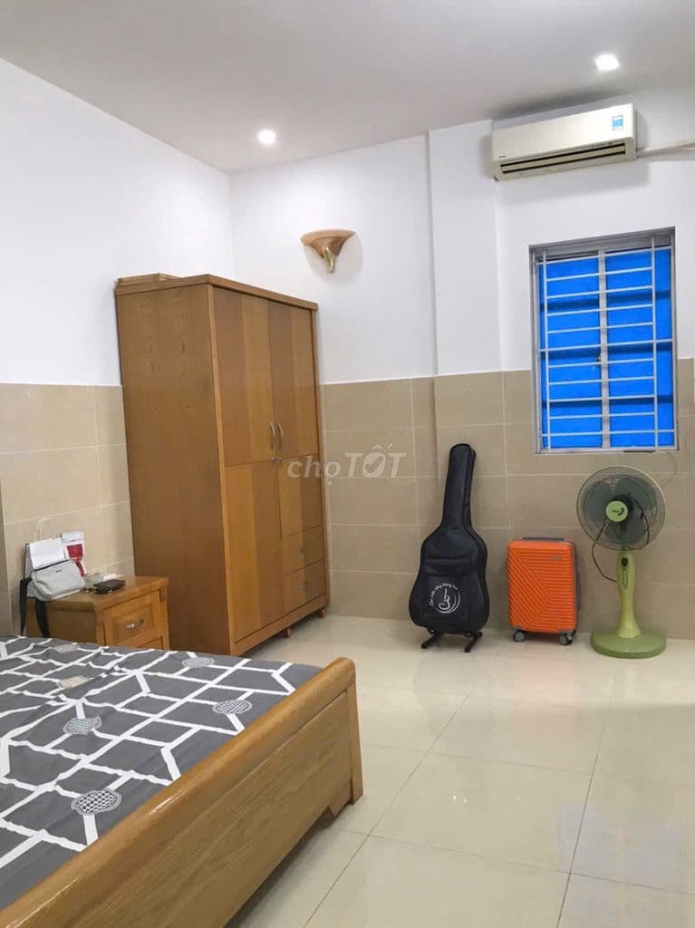 Chính chủ cần bán căn hộ cầu thang bộ full nội thất - Ảnh 3