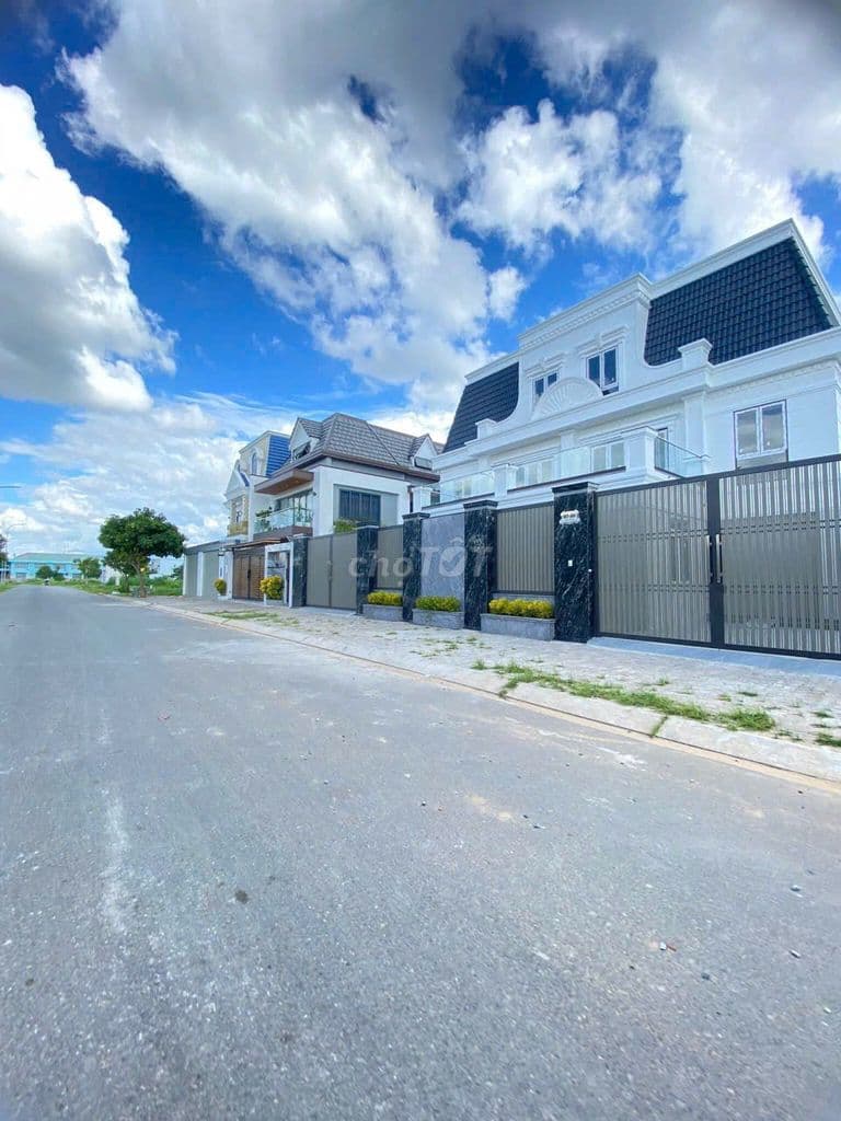 Cần bán lô đất full thổ cư nằm trong KDC hiện hữu sổ công chứng liền - Ảnh 2