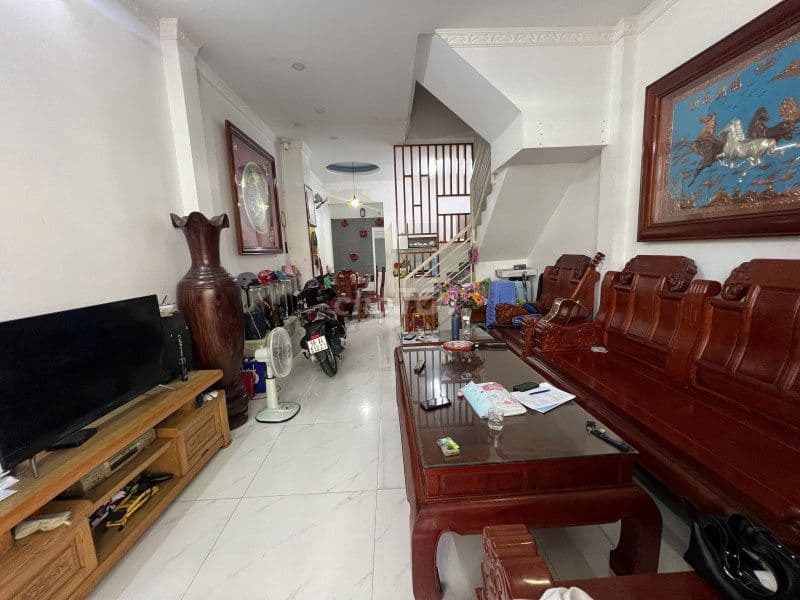 NHÀ THỦ ĐỨC GẦN CAO ĐẲNG CÔNG THƯƠNG – 2 TẦNG – Ở NGAY