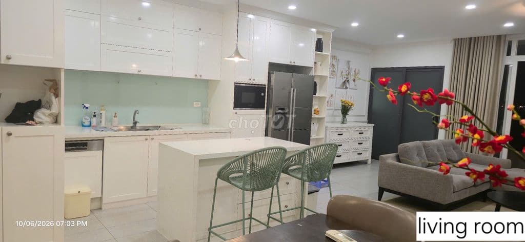 Chính chủ bán căn hộ đầy đủ nội thất cao cấp. Chỉ xách vali vào ở ngay - Ảnh 2
