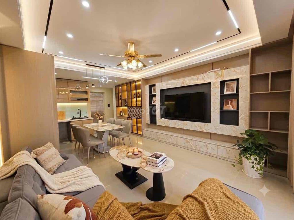 BÁN NHÀ THẠCH BÀN DT50M 6TẦNG THANG MÁY FULL NỘI THẤT