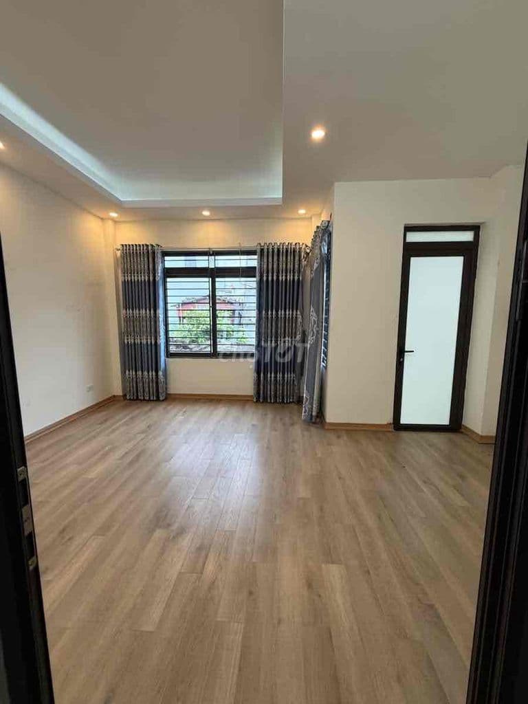 Gần ô tô đỗ phố Vĩnh Hưng nhà đẹp dân xây 2 thoáng nông thông 35m2 x5T