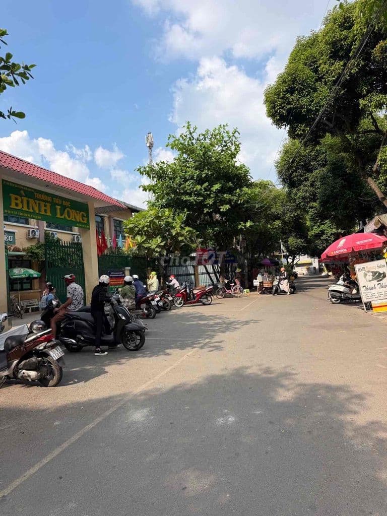 CHỦ VỪA LÔ ĐẤT QUÁ TUYỆT ‘ 60 m 4 x 16 m GiÁ 4 x tỷ TẠi kHu TÊN LỬA - Ảnh 3