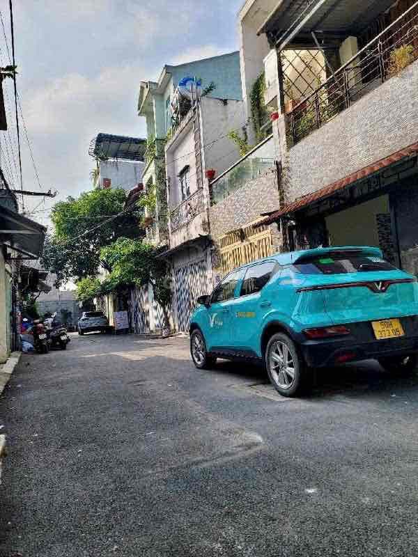 HẺM XE HƠI - QUẬN 7 - 2 TẦNG - 4x14M - CHỈ HƠN 5 TỶ