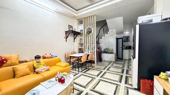 bán nhà đẹp phố ngọc trì long biên hơn 7 tỷ