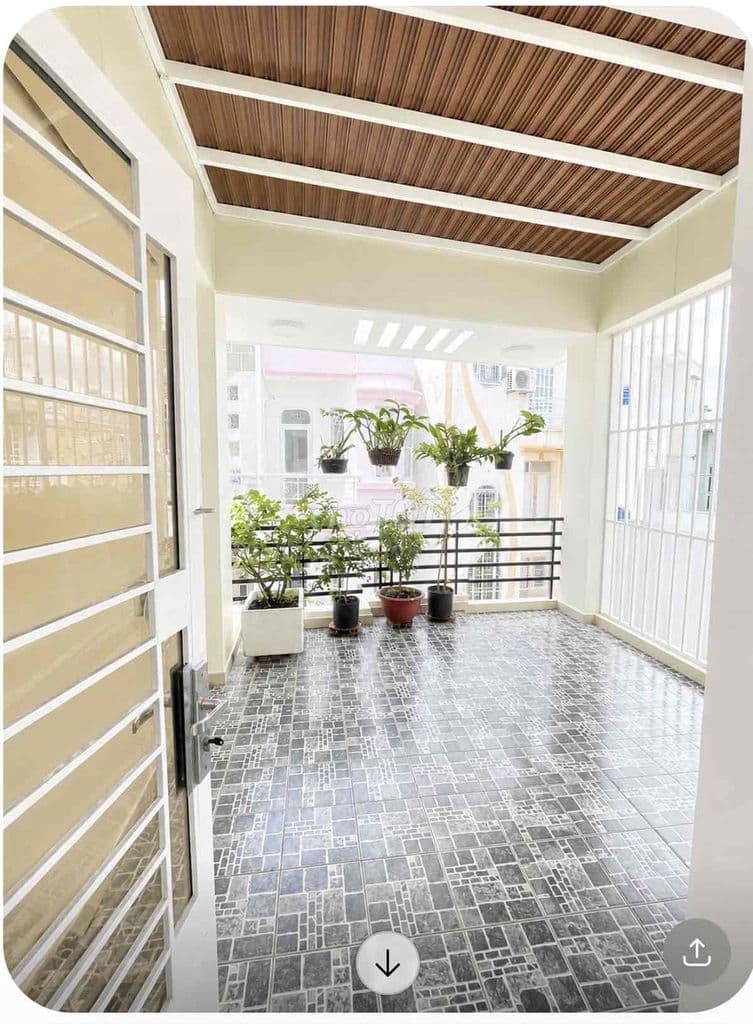 NHÀ MT HXH TT PHÚ NHUẬN