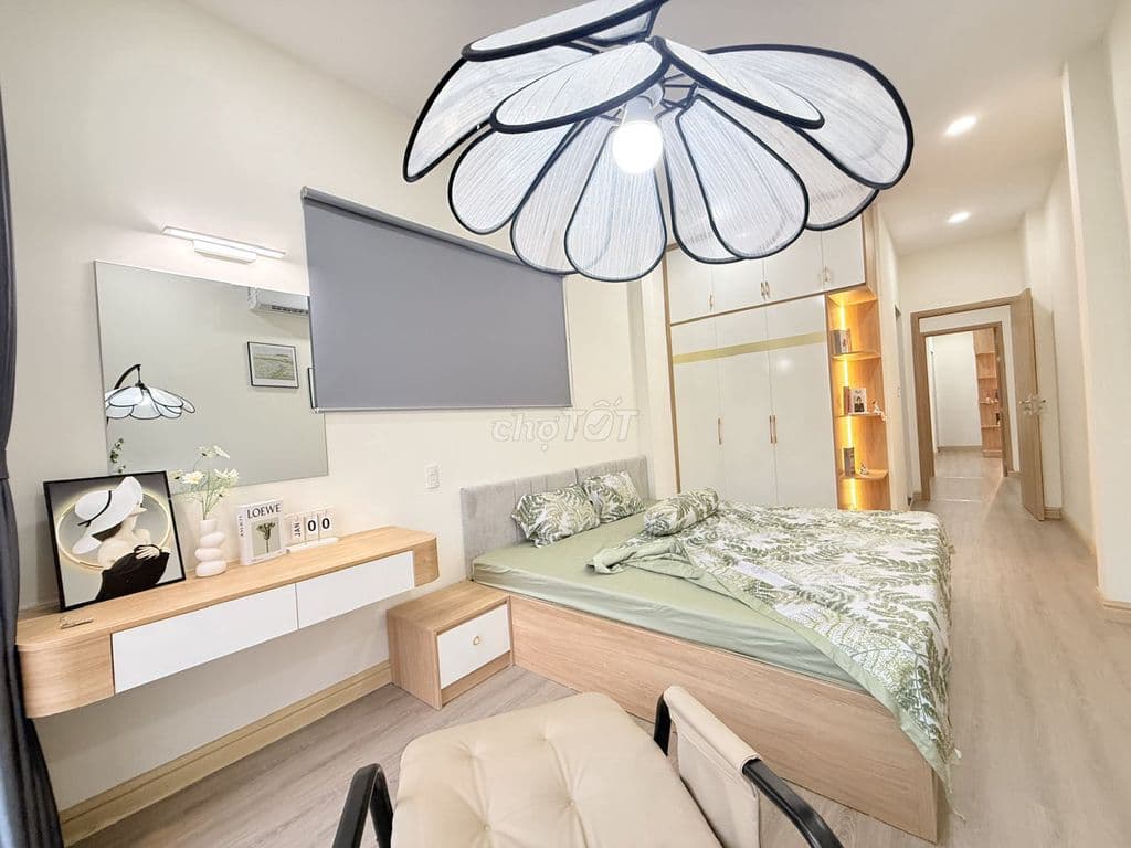 NHÀ ĐẸP 3 TẦNG 60m2,Gần mặt tiền ngay cầu Thuỷ Thiêm- GÍAP RANH Q.1