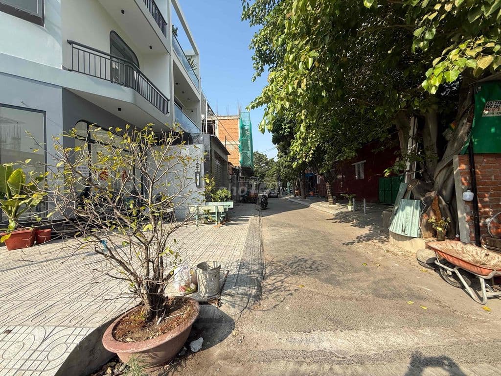 cần bán nhà cấp 4 mới xây khu Lương Định Của, An khánh