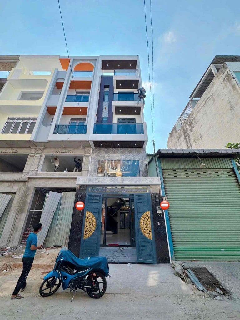🏡 Nhà Đẹp Bình Tân (4M x 16M) Ngay Khu Tên Lửa. Có Ô Chờ Thang Máy 450