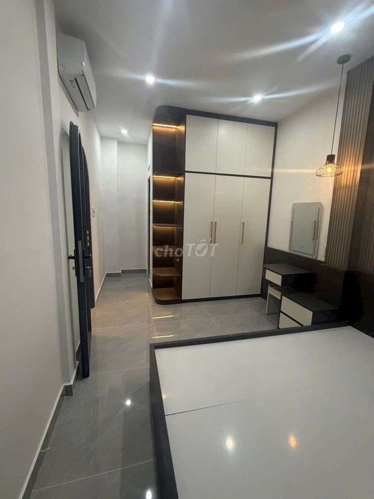 NHÀ NGANG 9M– Ô TÔ NGỦ–HUỲNH TẤN PHÁT–SÁT MẶT TIỀN-KD-HƠN 6 TỶ