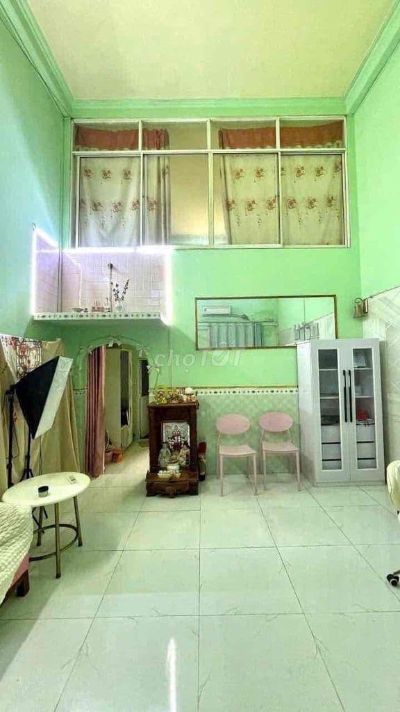 bán gấp nhà 74m2 sử dụng gần vòng xoay an lạc chỉ 2.78ty