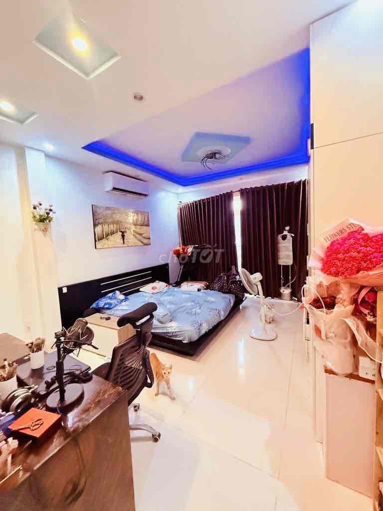 GÀ ĐẺ TRỨNG VÀNG 22 PHÒNG - TÂN BÌNH - 16.5 TỶ