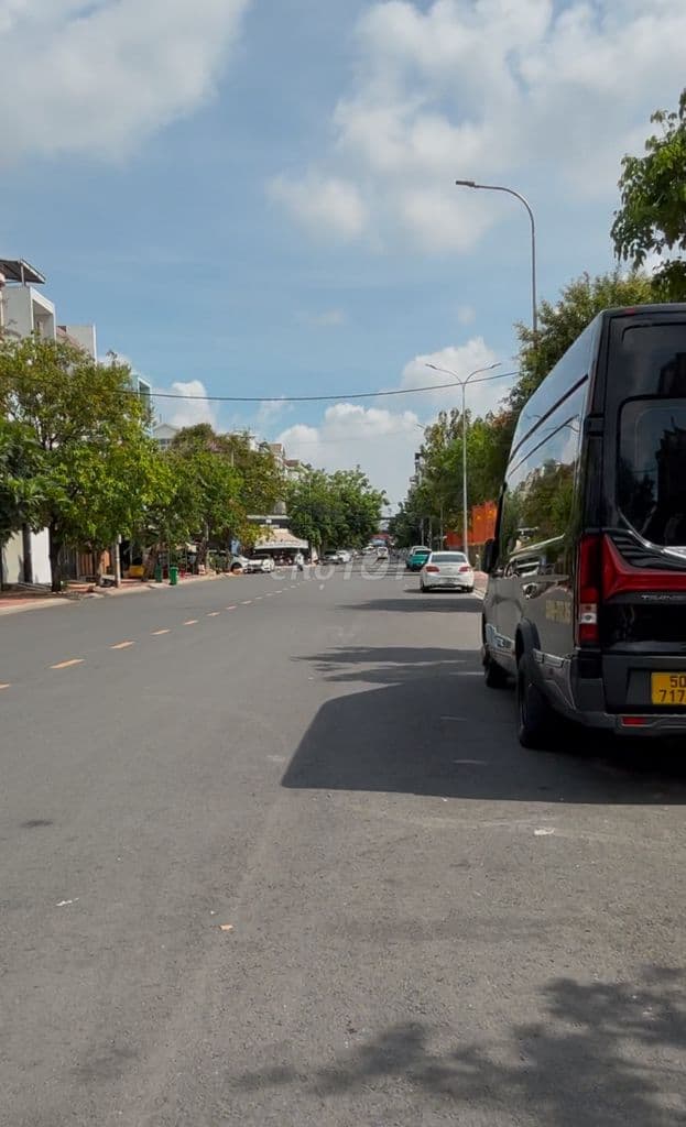 BÁN NHÀ MẶT TIỀN KINH DOANH CAO LỖ, 4 tầng, đối diện ParcMall Quận 8