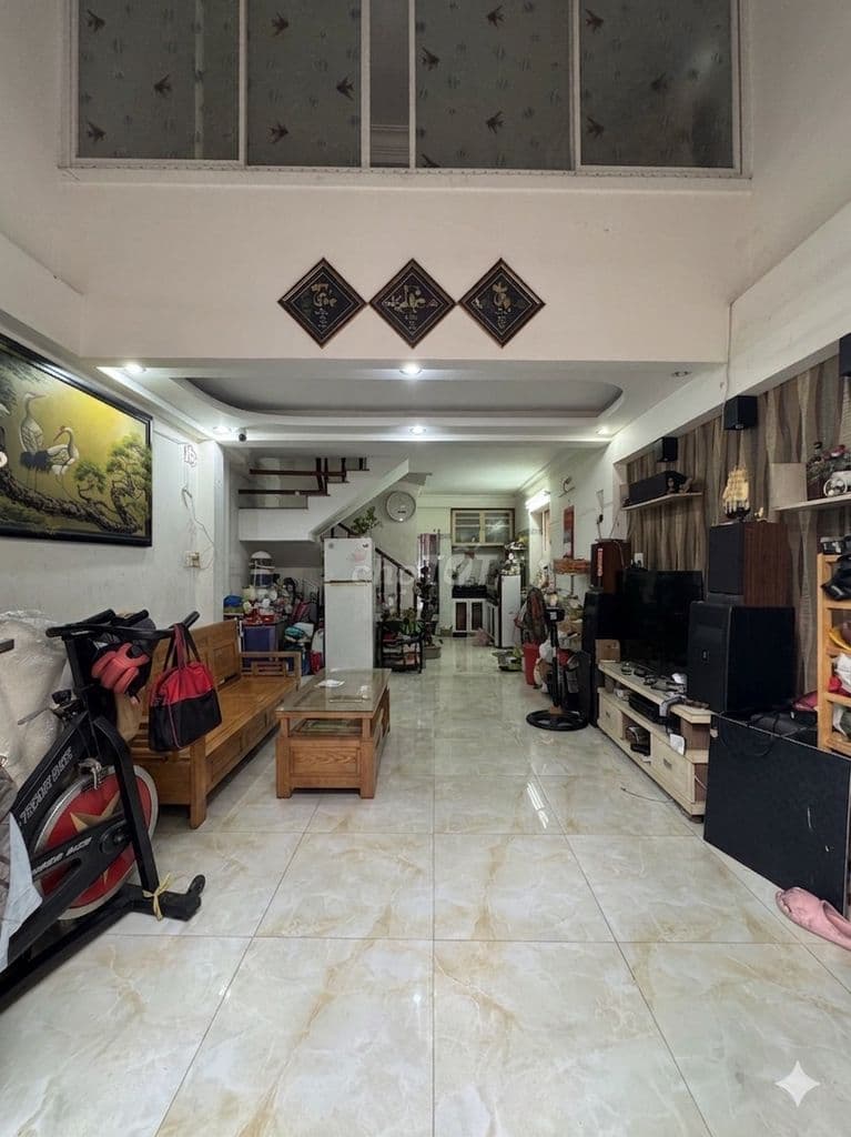 BÁN NHÀ BÀ HẠT QUẬN 10 - NỞ HẬU THÔNG THOÁNG