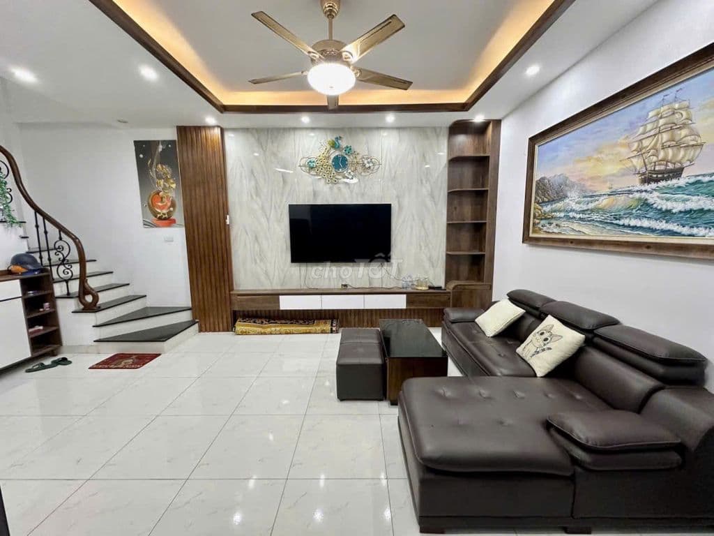 Nhà Chúc Sơn, ô tô tải đỗ gần nhà, DT33m xây 4 tầng full NT, giá 3ty55