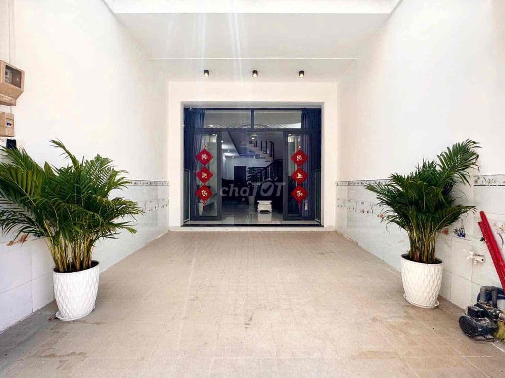 Nhà 1/ Tô Ngọc Vân - ( 4 x 19 - SHR - 1 Trệt 2 Lầu - Sân Xe Hơi ) - Ảnh 3