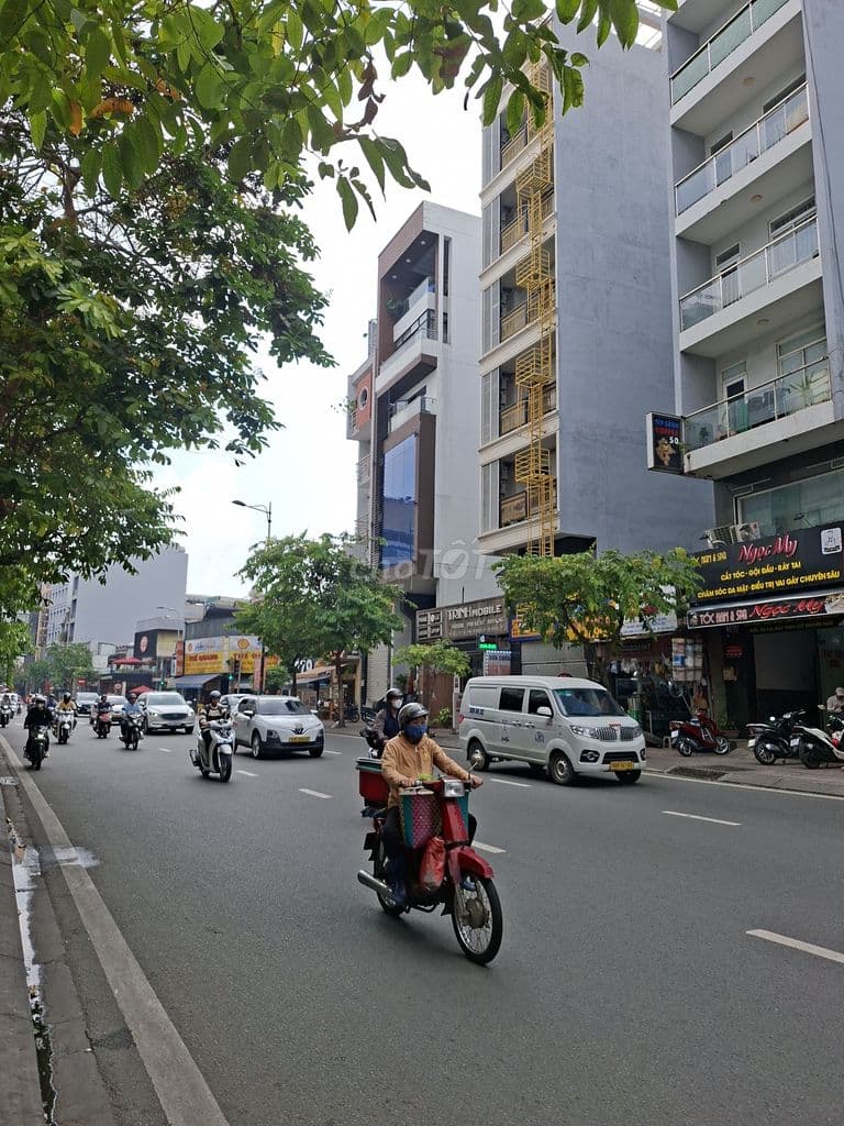 Bán Nhà Mặt Tiền Đường Hồng Hà Khu Sân Bay P2 Tân Bình