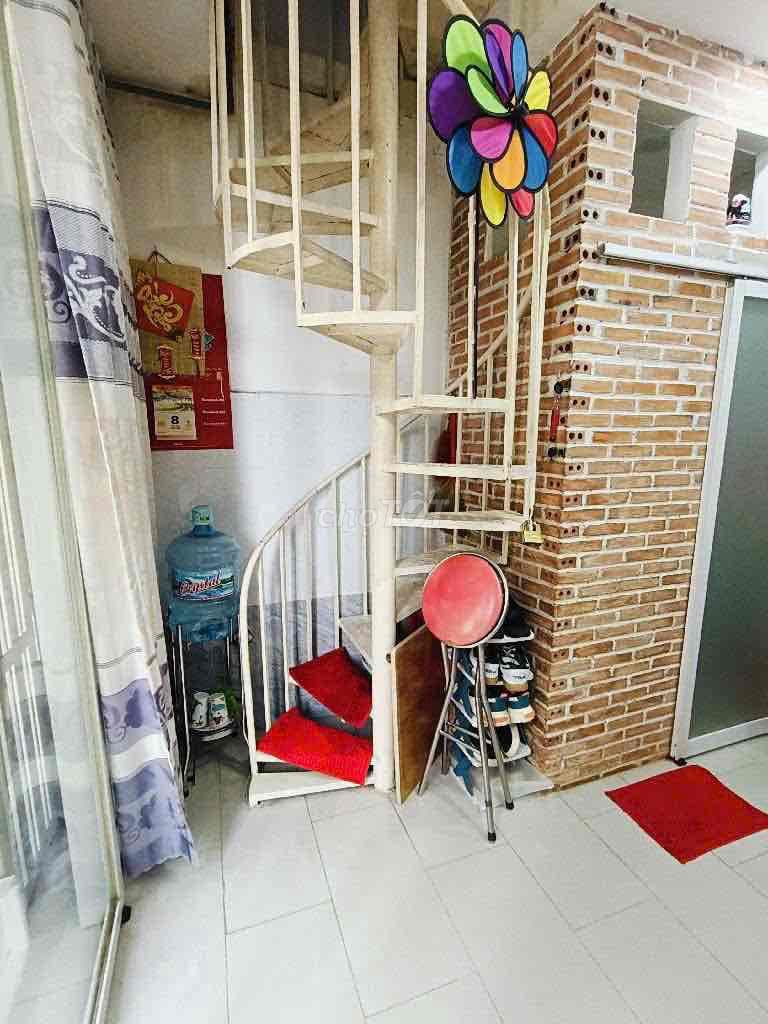 giảm 1tỷ2 Chỉ cobf 2tỷ25, 3 Tầng, nguyễn Thái Bình - Ảnh 3