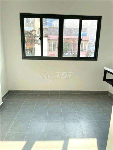 nhà mặt tiền đường Nguyễn phúc Nguyên Q3 đúc 4 tầng kiên cố