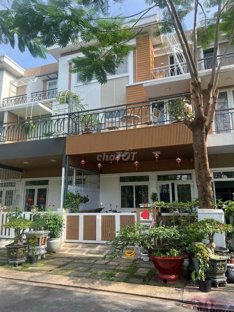 Hot deal nhà hoàn thiện 5x15m hướng Đông Nam điện đường trường trạm đủ