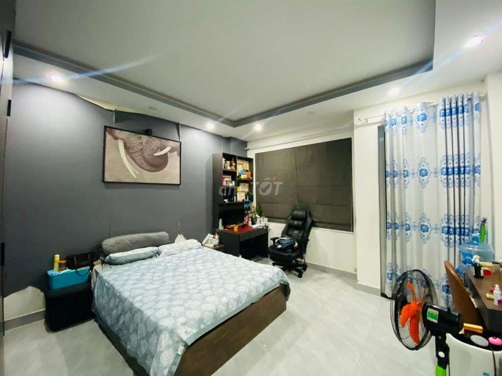 Nhà đẹp 3 tầng Lê Đức Thọ - 4,5 × 12 HXH - nhỉnh 6 tỷ