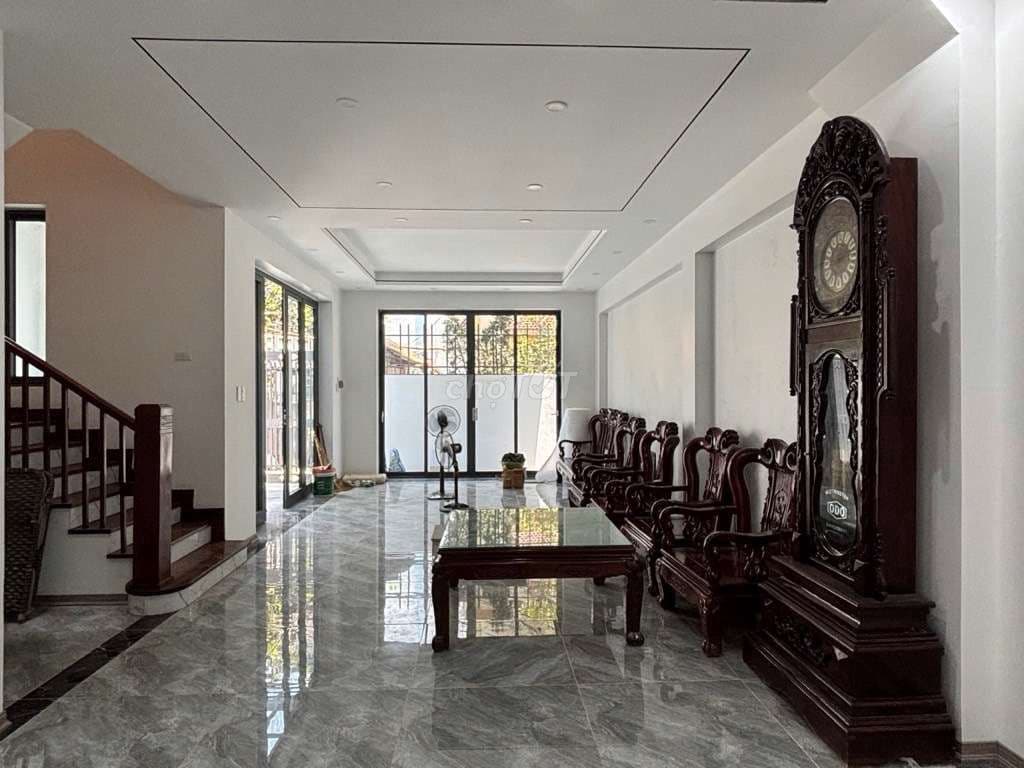 Bán nhà Phú Thượng Tây Hồ 97 mét chỉ có 18, 9TỶ