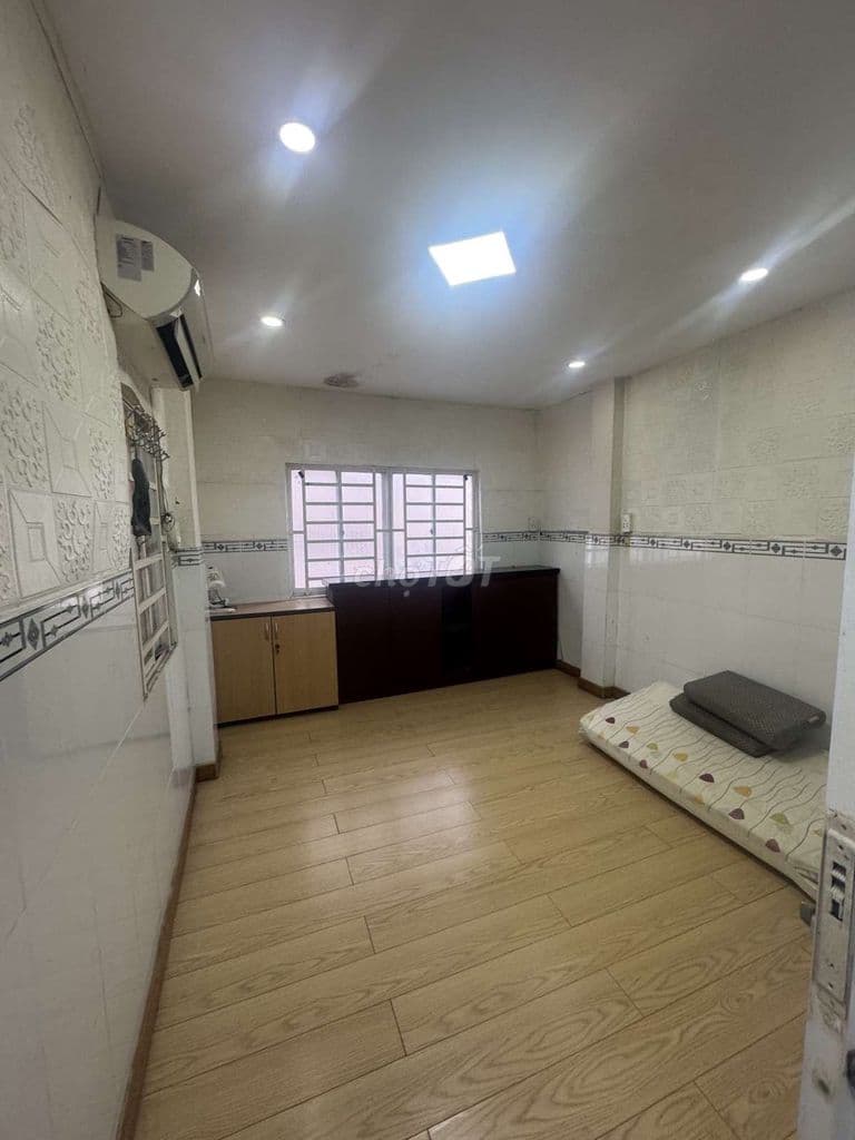 NHÀ TRƯỜNG SƠN QUẬN 10 | TRỆT + 2 LẦU | 2 PHÒNG NGỦ | 3 TOILET Hẻm 3m - Ảnh 2