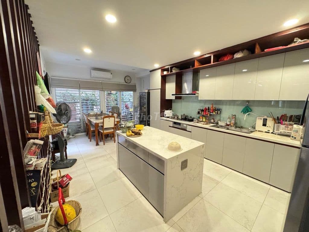 Chủ Bán nhà phân lô Hoàng Quốc Việt–Nghĩa Đô ôtô vào nhà mặt tiền 6m - Ảnh 3