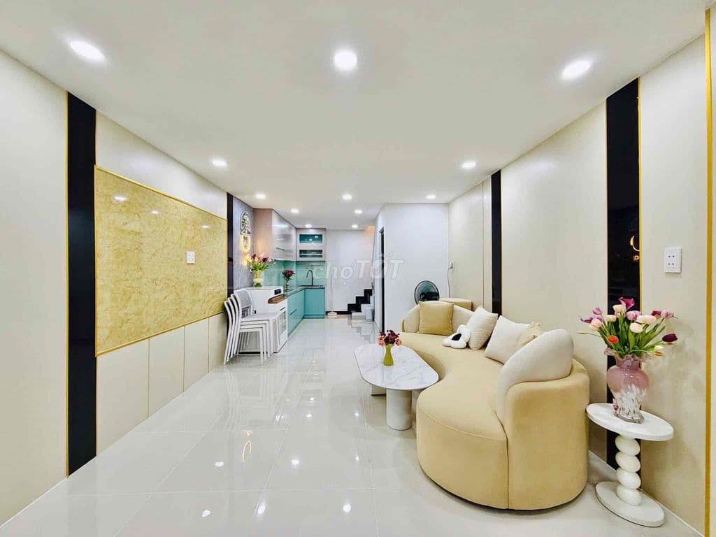 NHÀ ĐẸP View chung cư Dreamhome Gò Vấp, 35m2, 3 tầng,Nhỉnh 4 tỷ Ở Ngay