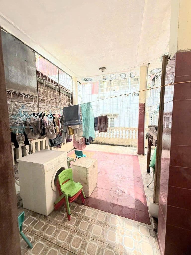 Phân lô, oto vào nhà, lô góc quá đẹp căn Chùa Láng 60m 21 tỷ. - Ảnh 2