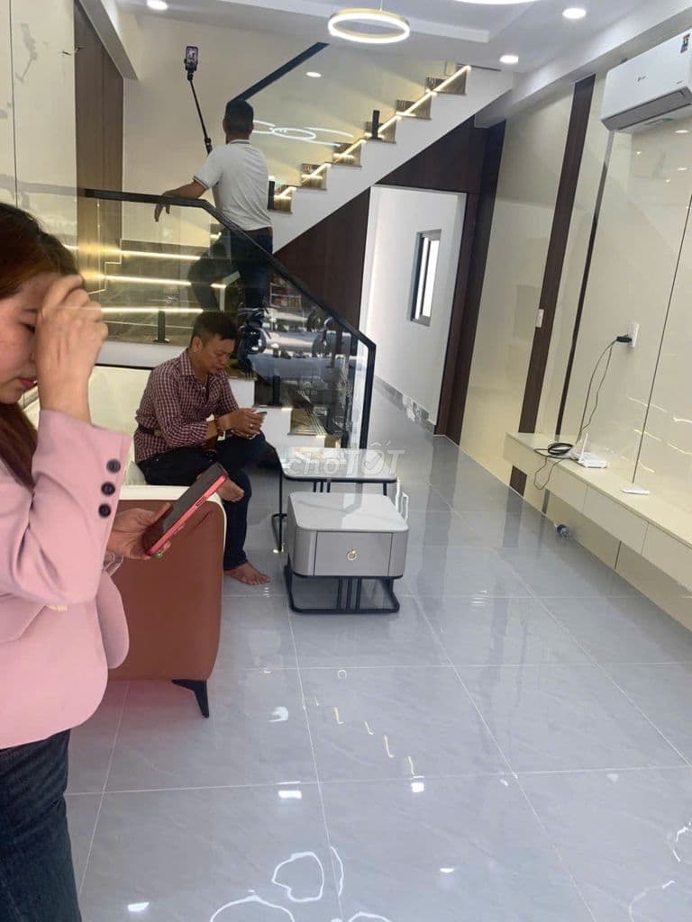 BÁN NHÀ PHỐ LIỀN KỀ 1TRỆT 1LẦU, 100,8M2, 4PN - ĐÀO TÔNG NGUYÊN, NHÀ BÈ - Ảnh 2