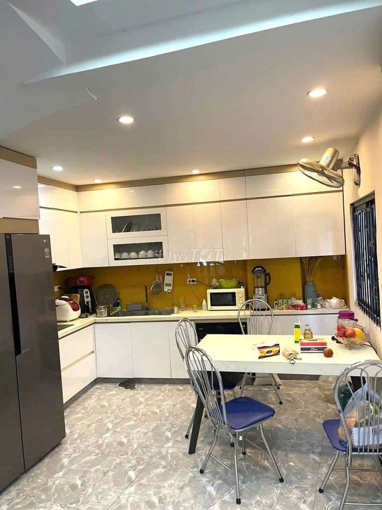 Bán Căn Nhà Mặt Hồ Tai Trâu Ngọc Lâm Long Biên 45m 5 tầng giá 13,3 tỷ - Ảnh 3