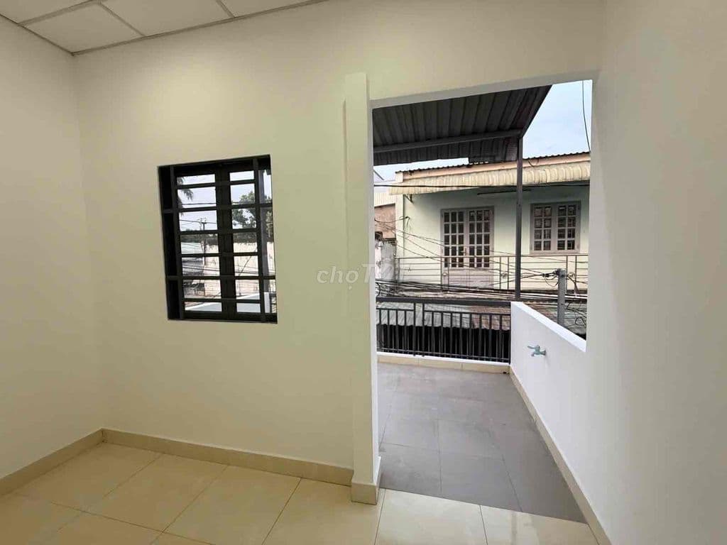 Ngay Ngã Tư Thủ Đức 54m2 Hẻm Xe Hơi Giá 4.9 Tỷ - Ảnh 2